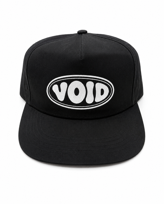 Casquette noire logo blanc crème